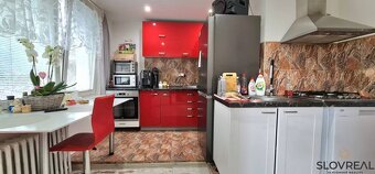 SLOVREAL predaj kompletne zrekonštruovaný 3-i byt, Žiar n/Hr - 5