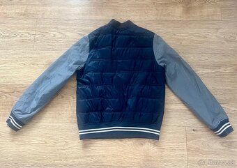 Abercrombie prechodná bunda - 5