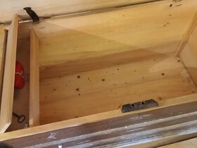 Starožitná truhlica - komoda. - 5