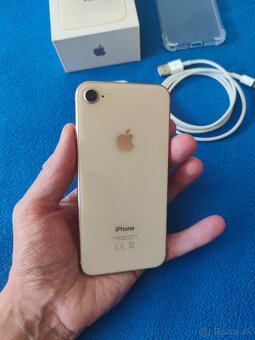 Apple iphone 8 64GB Gold - 5
