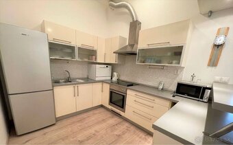 2 izbový moderný slnečný byt s parkovacím státím, centrum,Ba - 5