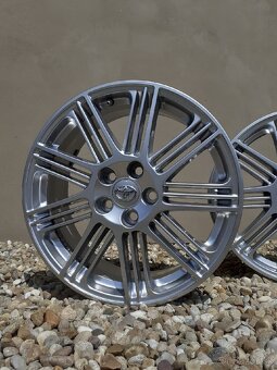 Orig. Toyota ALU kolesá 5x114,3 R18 - 5