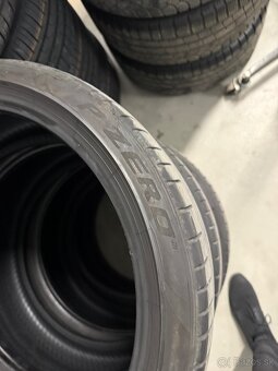 Letné pneumatiky Pirelli P-Zero 235/35 R19 - 5