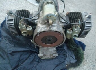 Originální nové díly z vojenského depozitu motor válce písty - 5