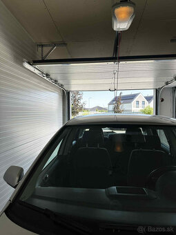 Na prenájom garáž s automatickou bránou pre jedno osobné au - 5