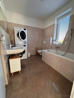 Prenajmem 3izbovy mezonetovy dom s 3x parkingom - 5