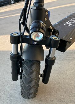 ELEKTRICKÁ KOLOBEŽKA CITY BOSS D1000LH ČIERN - 5