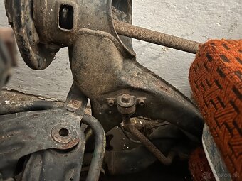 Predam na VW Golf 3 podvozok synchro - 5