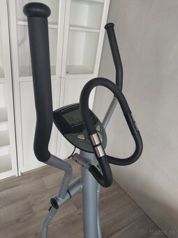 posilovací stroj - stacionárny bicykel - 5