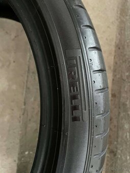 Pirelli 225/40R19 - 5