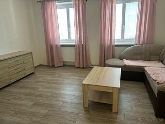 PREDAJ SP S 1 IZB. RD VO VINIČNOM - 5