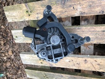 Alternator Peugeot 206 1.4 - 5