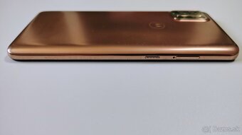 Motorola Moto G9 Plus - 5