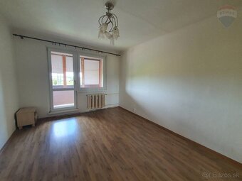 Na predaj priestranný 3-izbový byt, Šahy – Janka Kráľa - 5