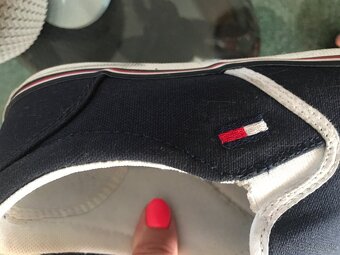 TOMMY HILFIGER originál damske platené sneacery 39 - 5