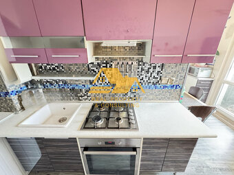 Predám 2 izbový byt so 7m balkónom v Nových Zámkoch - 5