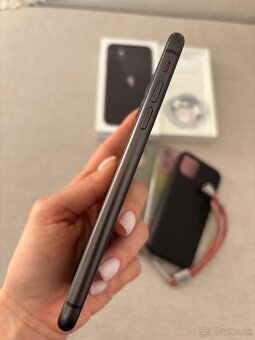 iPhone 11 64GB - 5