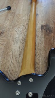Basová gitara Warwick Streamer - 5