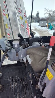 Minibager KUBOTA KX19-4 - 5