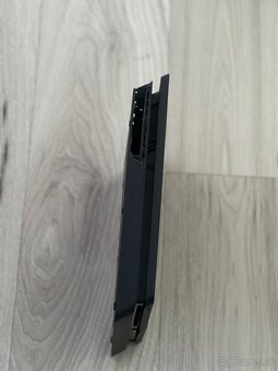 Playstation 4 Slim - 5