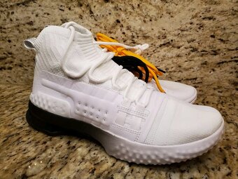 Zberateľské Under Armour Project Rock One 1 - 5