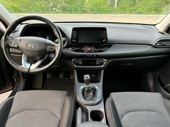 Hyundai i30 CW 1.5 T-GDi mHEV Family - 5