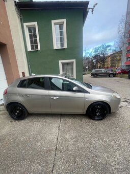Predám Fiat bravo II 1.6jtd 77 kw - 5