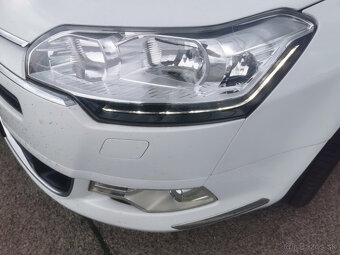 Predám veľmi pekný Citroen C5 Combi - 5