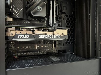 i7 13700KF\32GB\RTX 4070Ti\SSD\850W Zdroj - 5