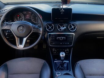 Mercedes A - 5