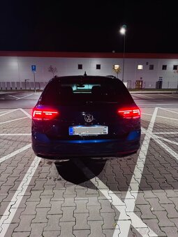 Volkswagen Passat Variant 2.0 TDI business DSG - 5