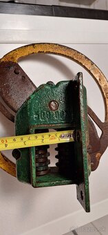 Rezačka trávy a žihľavy, ručná, malá - 5