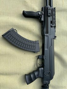 AK47 - CYMA Metal Gearbox Tactical AEG 6mm - 5