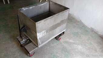 Výklopný kontajner s kolieskami 800x600mm, - 5