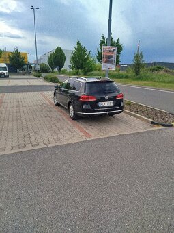 Volkswagen Passat B7 1.6 tdi 77kwVariant - 5