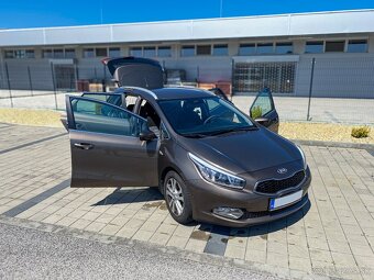 KIA Cee’d SW Combi 1.6 GDi 99kw Manuál - 5