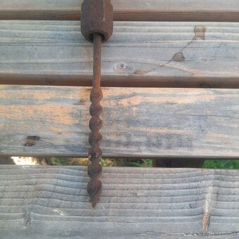 Ručná historická vŕtačka, nebožiec - 5