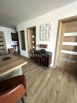 REZERVOVANÉ LUXUSNÝ 2-izbový byt v TOP lokalite BA... - 5