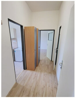 PRENÁJOM / 1,5i byt BB / FONČORDA / PARKOVANIE - 5