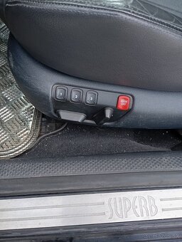 Škoda Superb 1.9 TDI Elegance – 130 kW, STK 6/2027 - 5