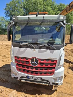 Sklápěč 8x4 Mercedes-Benz Arocs 3240, 2015, 272.100 km - 5