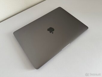 MacBook Pro 13” | 2019 | 8gb RAM | 256gb disk - 5