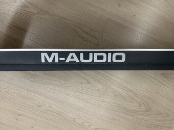 M-Audio KeyRig 49 - 5
