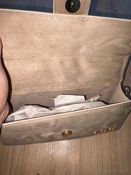 Jacquemus kabelka semisova - 5