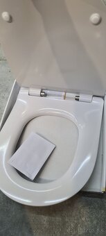 Záchodová doska, sedatko REIKA Mito biela, soft close - 5