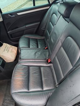 Škoda Superb Combi 2,0 TDI 125 kw , DSG 4 x 4 - 5