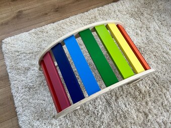 Dúhová Montessori hojdačka - 5