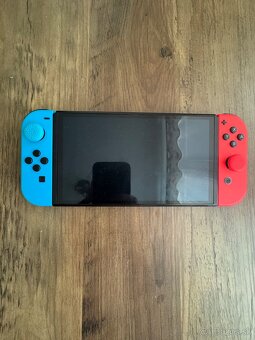 Predam nintendo swich oled - 5