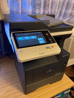 Konica Minolta 4052 - 5
