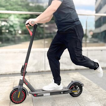 Nová elektrická kolobežka Aovopro ES80 - 10.5 Ah - 5